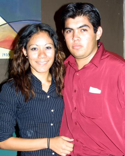 Verónica Ochoa y Armando Cobián Jr