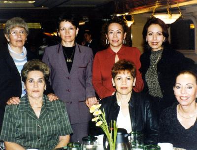 Bertha Vega, Vicky Valderrama, Caro Gutiérrez,Ana Adame, Salomé Sánchez, Martha Leyva y Rita Rosales.