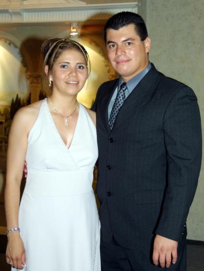 Perla Gabriela López de Becerril y Arnoldo Becerril