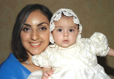 Lourdes Mercado con su hija Paulina Gamboa Mercado.