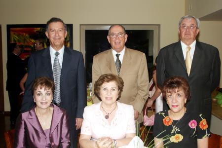 Ramiro Cantú, Mary Carmen de Cantú, Arturo Giacomán, Neda de Giacomán, hugo García y Eva de García.