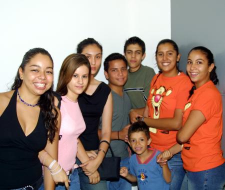 Daniela Álvarez, Angélica Hermosillo, Mónica Duarte, Marcela Acosta, Ana Carson, Raúl felipe Vargas, Gerardo Mendieta y César Acosta.