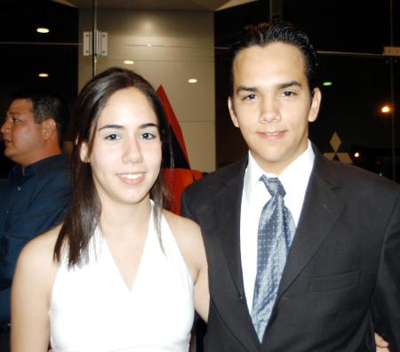 Karina Becerra y Alejandro Mijares.