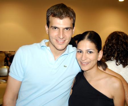 Adrián Murra y Paty García.