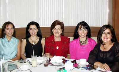 Mónica Bitar, Lorena González, Gabriela Faya, Mónica Silveyra y Gabriela Charlton.