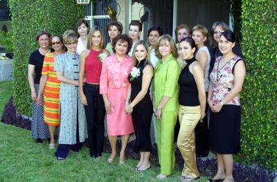 Ale Nahle FALTAN Zarzar y Astrid Alatorre Serna, en la despedida de soltera que les ofrecieron el grupo de los Miércoles, Marcela Baille, Eva de Nahle, Adriana Alatorre, Alejandra Nahle, Rosario Mijares.