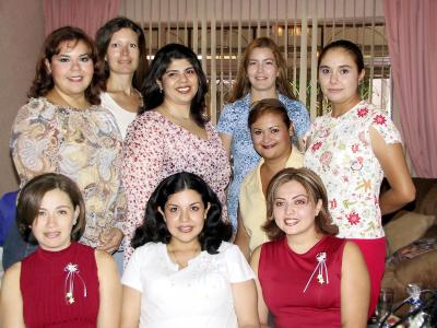 Gabriela Frayre de Ruelas en compañía de Cristina Alonso, Claudia de Medrano, perla Frayre, Érika Rayel, Mayela de Ávila y Fátima Rosales, en la fiesta de canastilla que le ofrecieron recientemente.