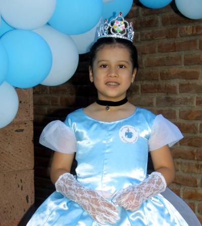 Andrea Victoria Ruiz del Ángel cumplió cinco años de edad y los festejó con un convivio organizado por su mamá Verónica Ruiz del Ángel.