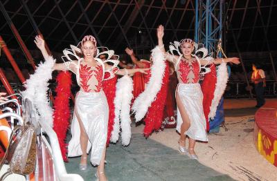 Cada uno de los artistas del circo, son estrellas de su propio show, lo que les da un lugar especial dentro de él.