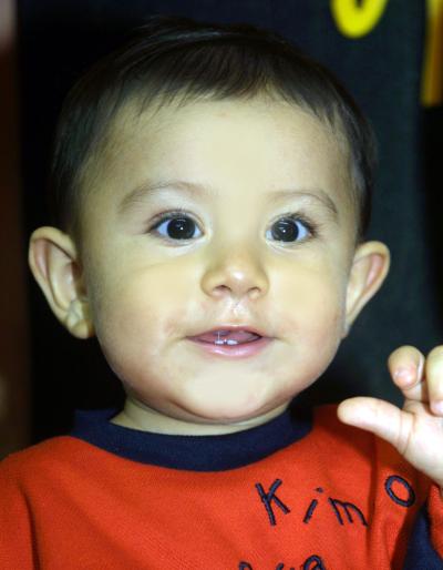 -Niño Miguel Ángel Cardona Muñoz, hijo de los señores Miguel Ángel Cardona y  Mónica Muñoz Salazar en la fiesta que le ofrecieron con motivo de su primer año de vida.