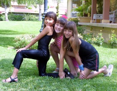 Ivanna Boehringer Russek, Pamela MIlán Mena y Camila Boehringer Russek.