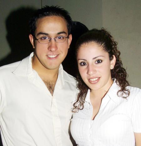 30 septiembre 

Miguel Barrera y Gaby Monárrez.