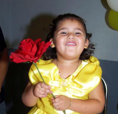 Karen Alondra Machain en su fiesta de tres años.