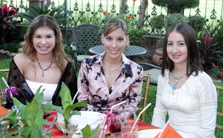 Daniela Villalobos, Laura Garza y Sofía Marein.