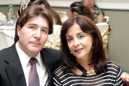 10 octubre


Rubén F. Chávez y Delia del Castillo en pasado convivio.