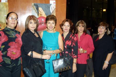 Soledad Gordillo, Ivonne Dávila, Lucy Calvillo, Mary Correa, Ale de Macuzet y Martha Nelly de Villarreal.