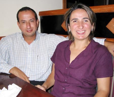 Alfonso Saldaña y Maribel González de Saldaña.