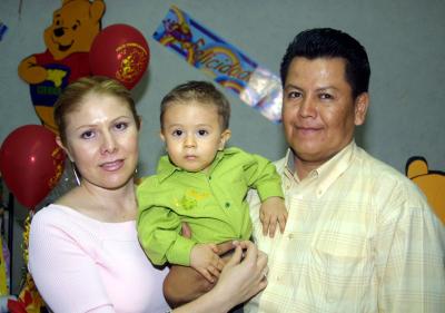 Christian Giovanni Morán  Barrios con sus papás Elizabeth Barrios de Morán y Juan Morán Jaramillo el día de su cumpleaños.