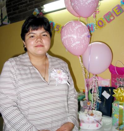 Fabiola Méndez de Cerceda disfrutó de una fiesta de canastilla.