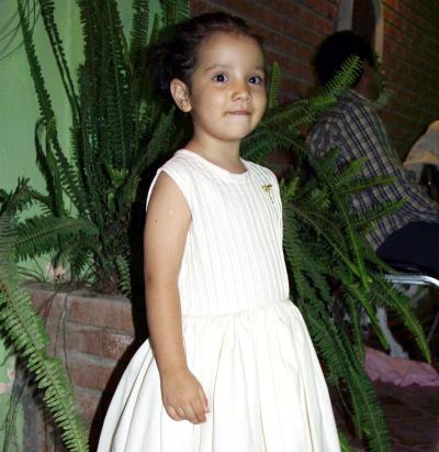  25 de noviembre   
Sandra Máynez Martínez festejó tres años de edad en días pasados.