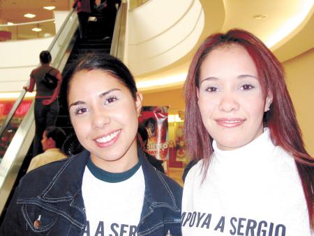 Cynthia Muñoz y Lorena Canales captadas recientemente.