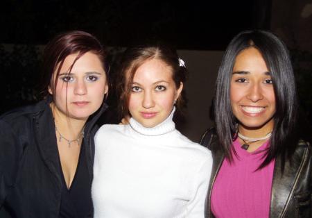 03 de diciembre
Frida Herrera, Sandra Casale y Ana Isabel Velasco.