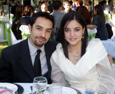 lejandro Tavera y Lorena Salmón.