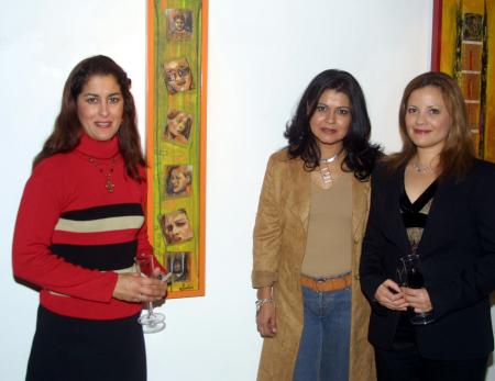 Martha Montes, Laura Velázquez y Elizabeth Mascorro.