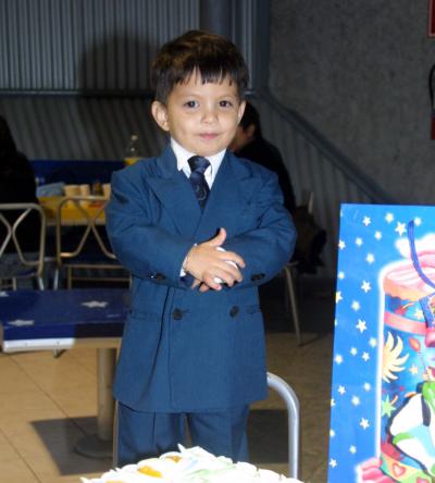 El pequeño Daniel Josafat Valdez Ledezma festejó su tercer cumpleaños.