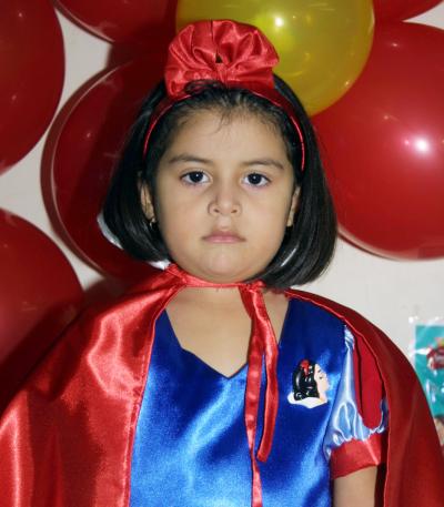 Karla Cecilia Tinajero festejó su cuarto cumpleaños de vida con una divertida fiesta infantil.