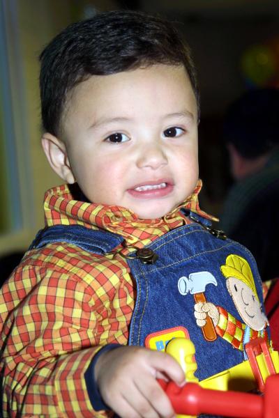  13 de diciembre  
Sebastián Woo Trasfí festejó sus dos años de vida con una fiesta infantil.