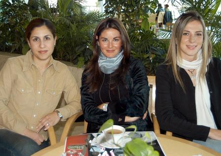 Gisela Fernández, Susana Cruz y Ana Portilla.