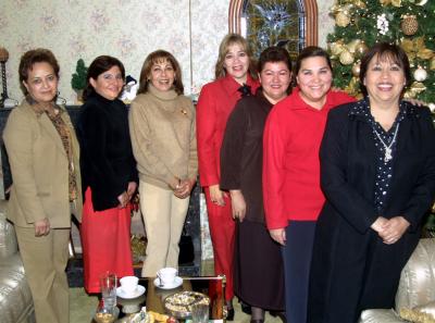 Silvia de De la Garza, Cony de Martínez, Flores de Osorna, Peregrina de Silveyra, Mariela de Barrondo, Paty de Castro y Azucena de Arreola.