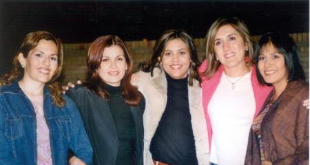 Ana Laura de Alcázar, Gaby de Ramírez, Alejandra de Marroquín, María Inés Vega, Penélope de Urita.