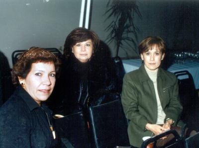 Patricia Aspland, Mercedes Villarreal y Rebeca Rodríguez captadas recientemente.