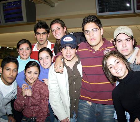 Guillermo, María, Karim, Eva, Sofía, Dora Alicia, Neni, José y Yamil.