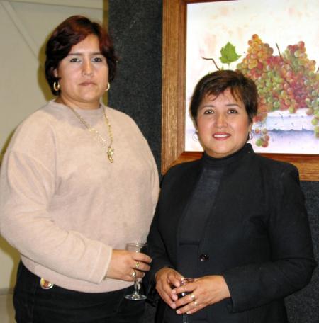 Patty Gutiérrez y Rosario Arizpe.