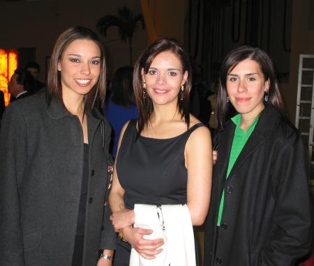 Alejandra Muñoz, Claudia de Olmos y Eugenia Izaguirre