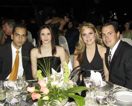 Roberto Ramírez, Ale Maisterrena, Carmen Sanchez y Luis Wolf.