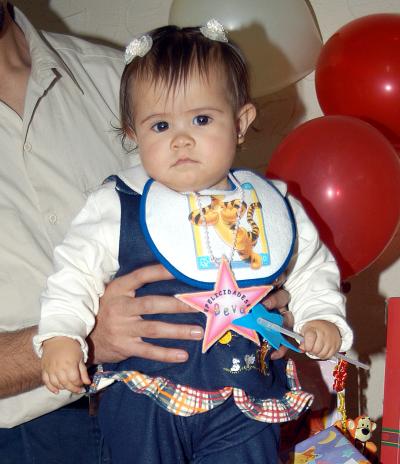 La pequeña Alex Lilian Martínez Rodrìguez festejó su cumpleaños en días pasados, con un agradable convivio.