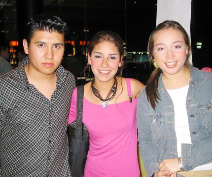 Alaín Saucedo, Jéssica Morales y Pamela Arreola.