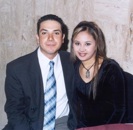 Claudia Leonor Sámago y Aquiles González contrajeron matrimonio recientemente.