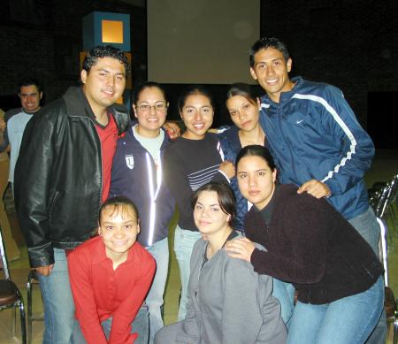 Claudia Holguín, Elena  Alferez, Neri Alonso, Mara Montaño, Jesús Aldama, Diana Braña, María Elena Montes y Carlos Reyes.