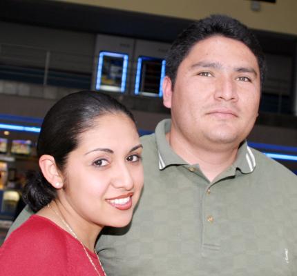 Alejandra Mendoza y Artemio Carrillo.