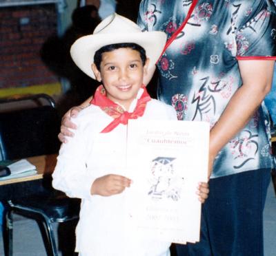 Héctor Fernando Chavoya Luna, capatado el día de su ceremonia de fin de cursos.