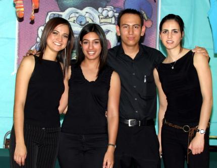 Ana Rosa Pérez, Lizeth Giacomán, Iván Macías y Zaida Facuseh.