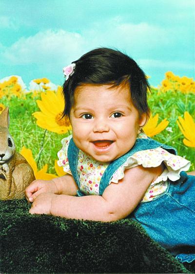 Daniela Sáenz Cortés, en una fotografía infantil por el Día del Niño.