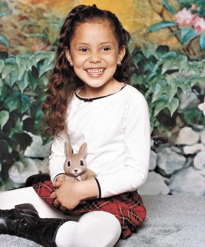 María Fernanda Sáenz Cortés, en una fotografía por el Día del Niño.