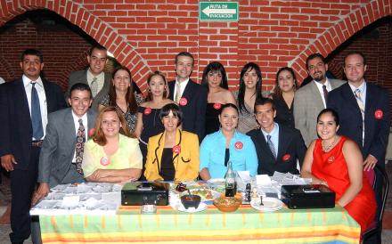 Bony Garza, Mirna y Juan Carlos Romero, Raquel e Igor Bravo, Beatriz Figueroa, Antonio Díaz, Mónica y Jared Borguetti, Valeria y Willy Hernández, MAribel Rangel, Renata Garza y carlos Hernández.