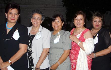 Magdalena URIBE; Laura Gurrola, Patricia Tobías, Elvira Torres y Amelia Izaguirre.